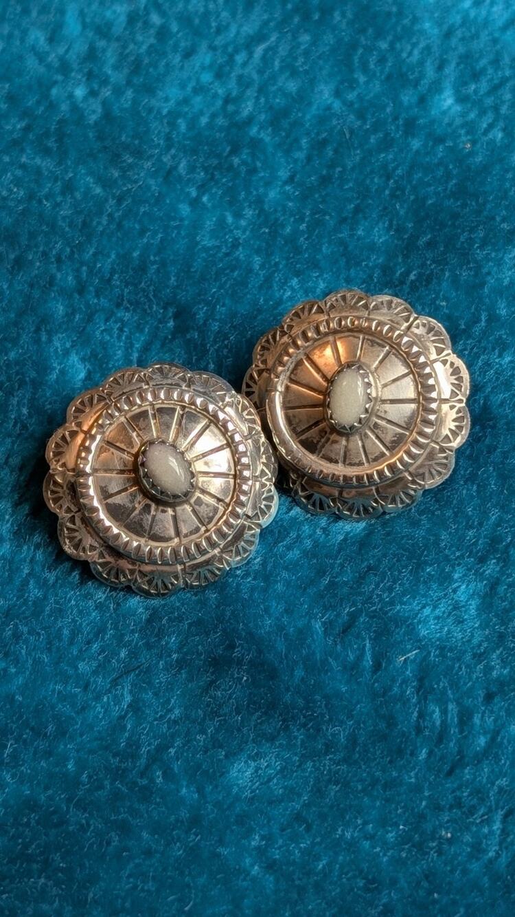 LARGE PRETTY ESTATE STERLING SILVER MOTHER OF PEARL CONCHO POST BACK EARRINGS 1”